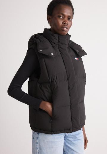 Пуховой жилет