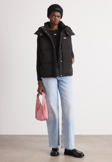 Пуховой жилет