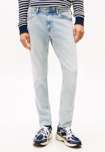 Узкие джинсы
