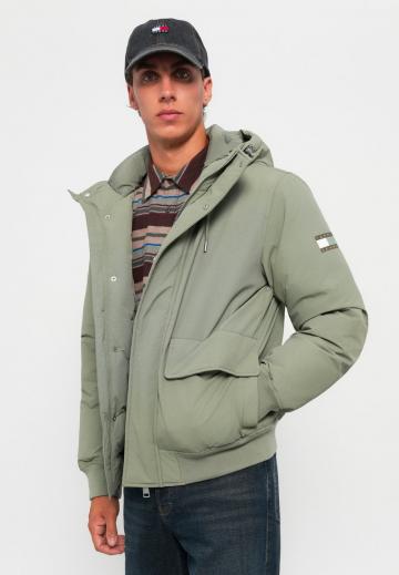 Зимняя куртка