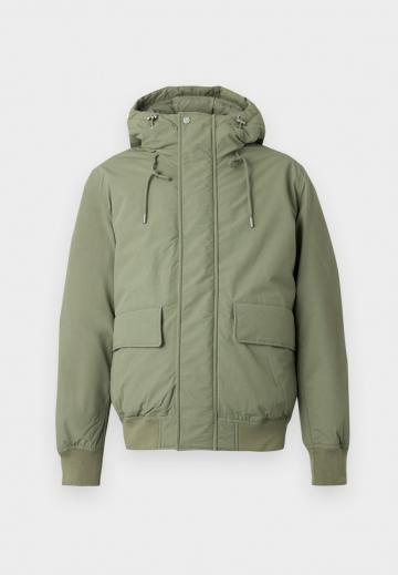 Зимняя куртка