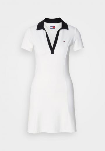 Короткое платье