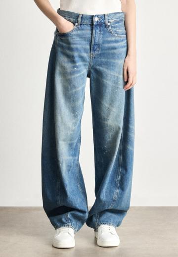 Джинсы