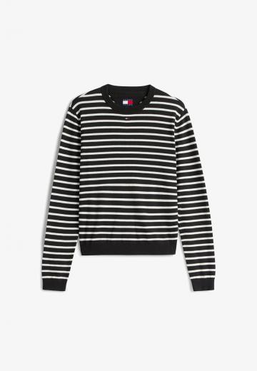 Пуловер в полоску