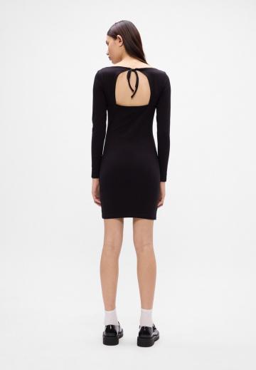 Короткое платье