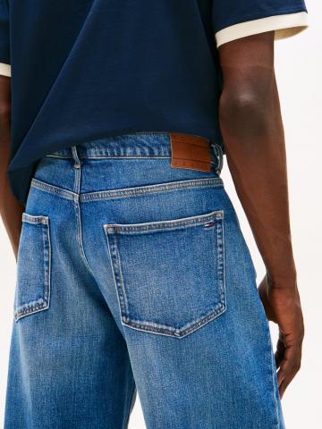 Свободные джинсы