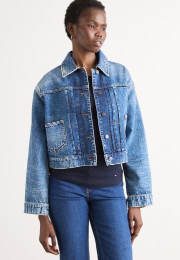 Джинсовая куртка