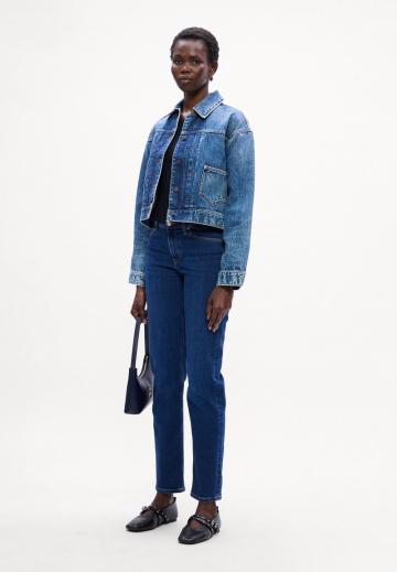 Джинсовая куртка