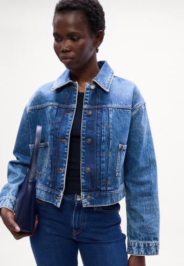 Джинсовая куртка