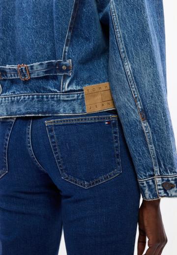 Джинсовая куртка