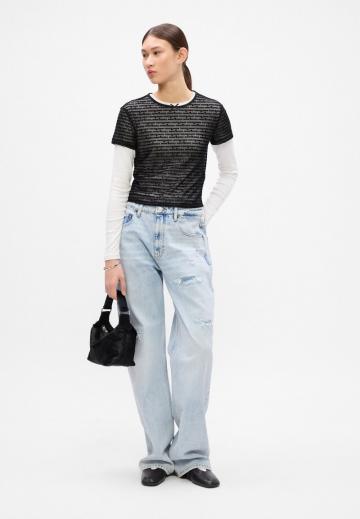 Прямые джинсы