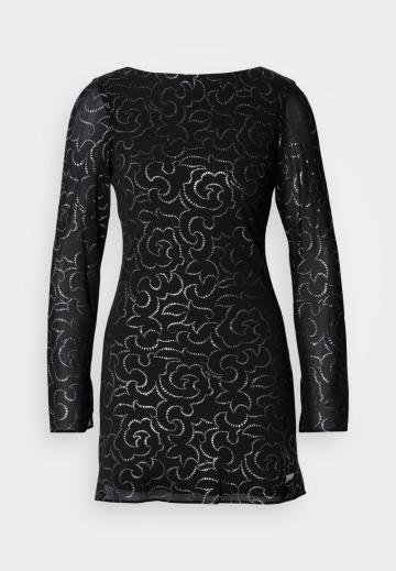 Коктейльное платье