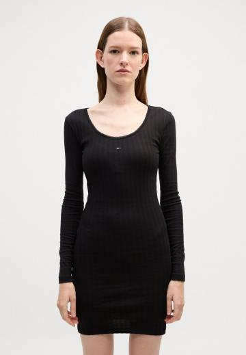 Короткое платье