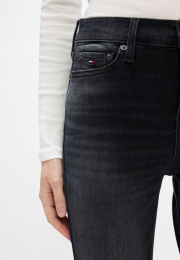 Узкие джинсы