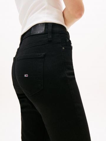 Узкие джинсы