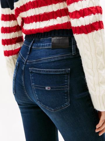 Узкие джинсы