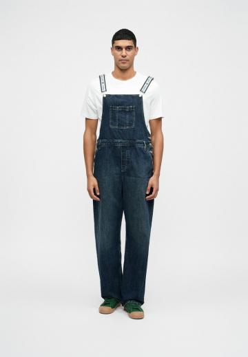 Джинсовый комбинезон