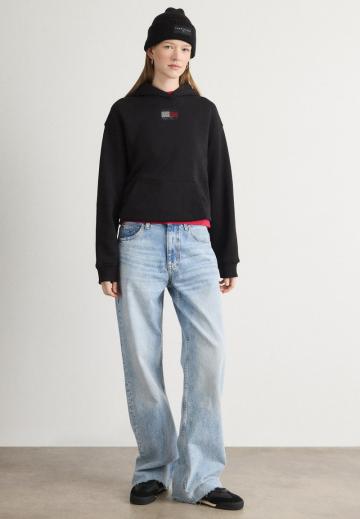 Пуловер с капюшоном