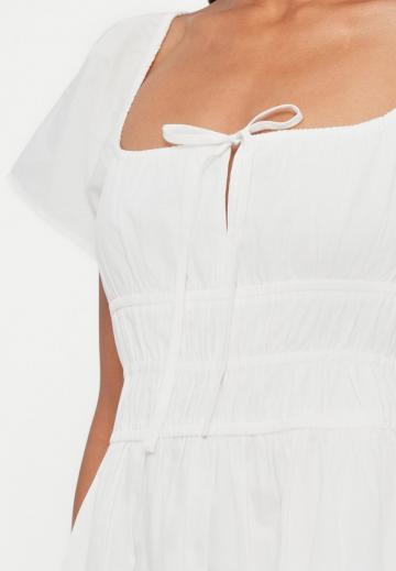 Короткое платье