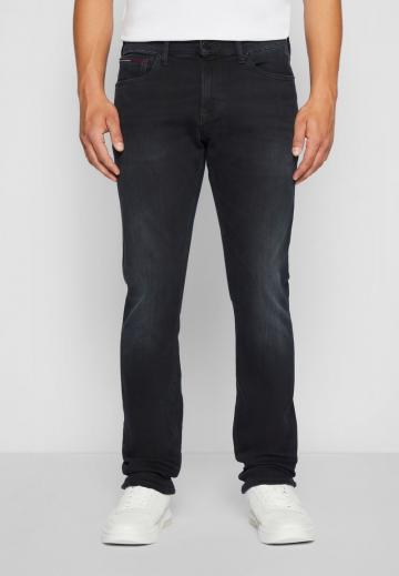 Узкие джинсы