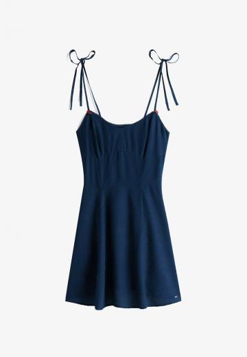 Короткое платье