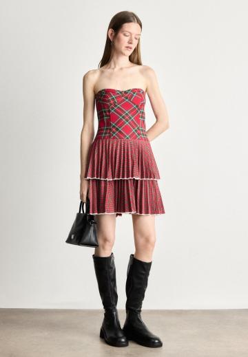 Короткое платье