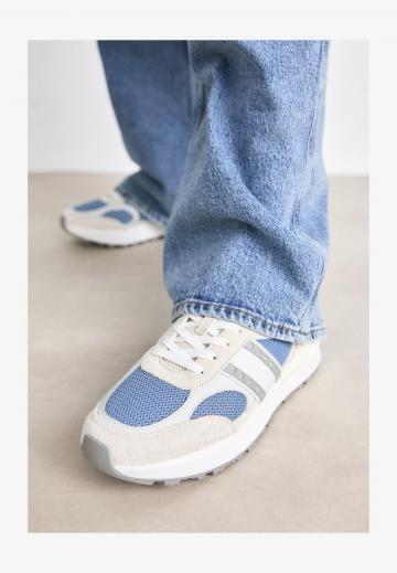 Гандбольные кроссовки