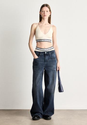 Топ на бретельках