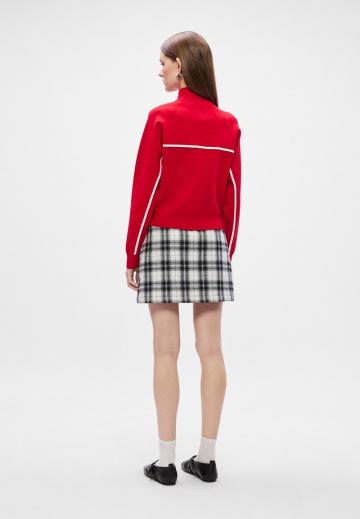 Спортивная куртка