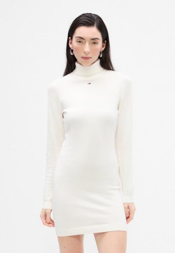 Платье футляр