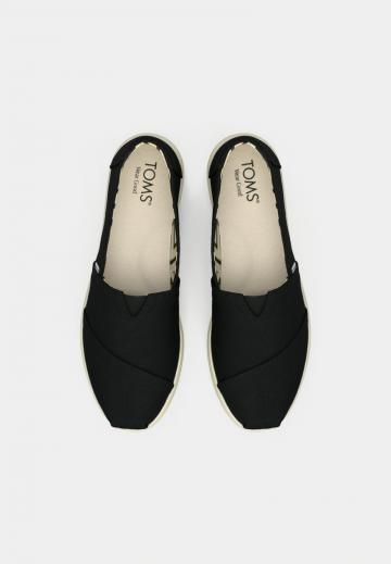 Полуботинки