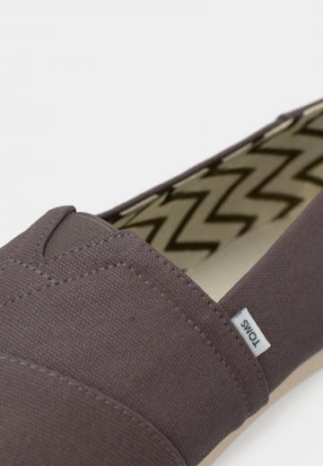 Спортивные балетки