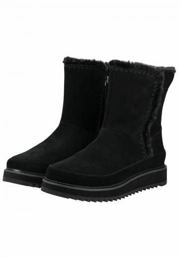 Зимние ботинки