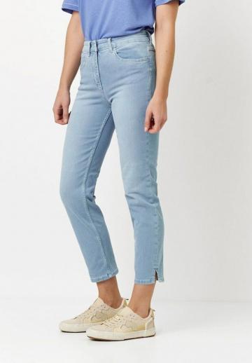Короткие джинсы