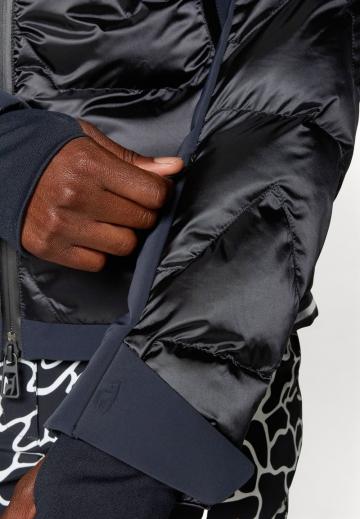 Спортивная куртка