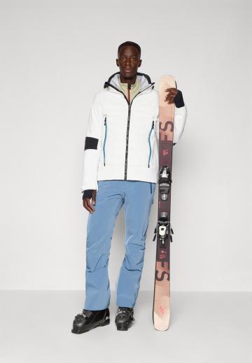Сноубордическая куртка