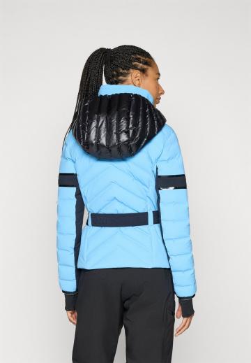 Спортивная куртка