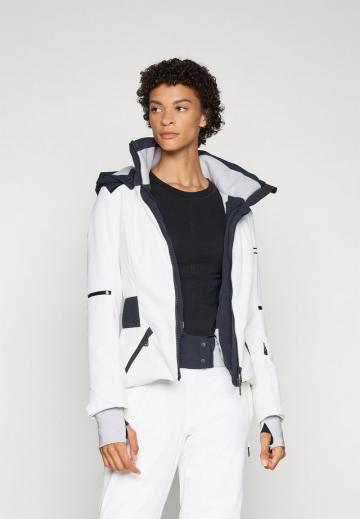 Спортивная куртка