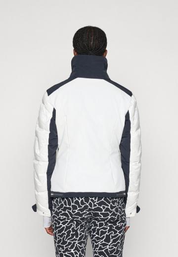 Спортивная куртка