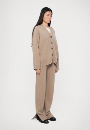 Длинный кардиган