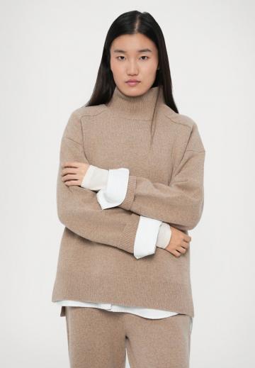 Длинный пуловер