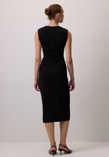 Платье футляр