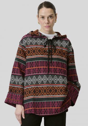 Пуловер с капюшоном