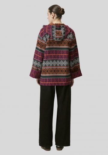 Пуловер с капюшоном