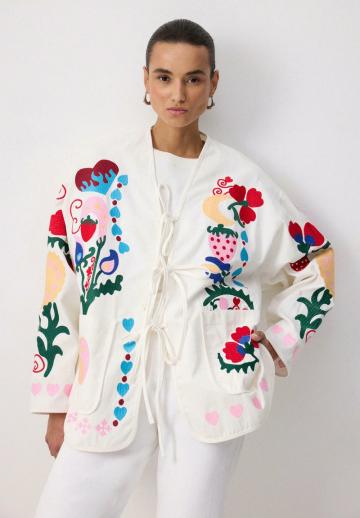 Короткое пальто