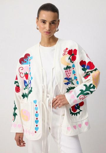 Короткое пальто