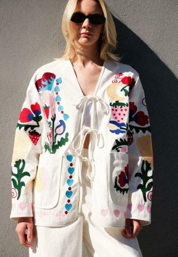 Короткое пальто