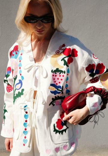 Короткое пальто