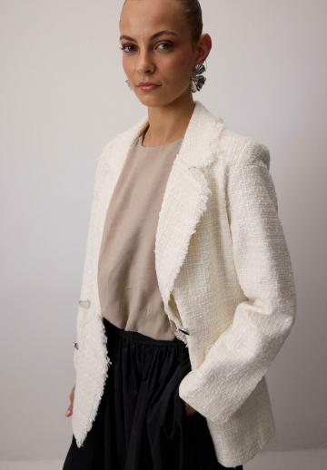 Короткое пальто