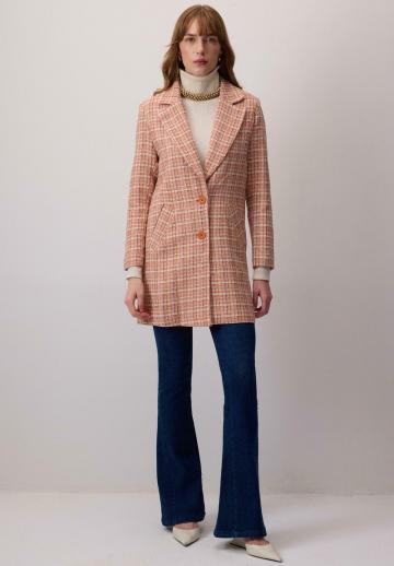 Короткое пальто